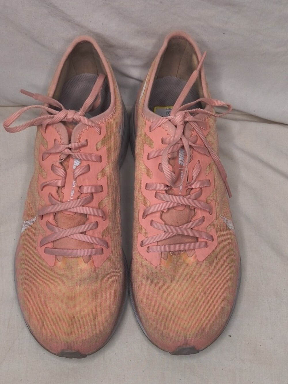 Nike Women's Peach/Pink Athletic Running Shoes Size 9 AM - Picture 2 of 10